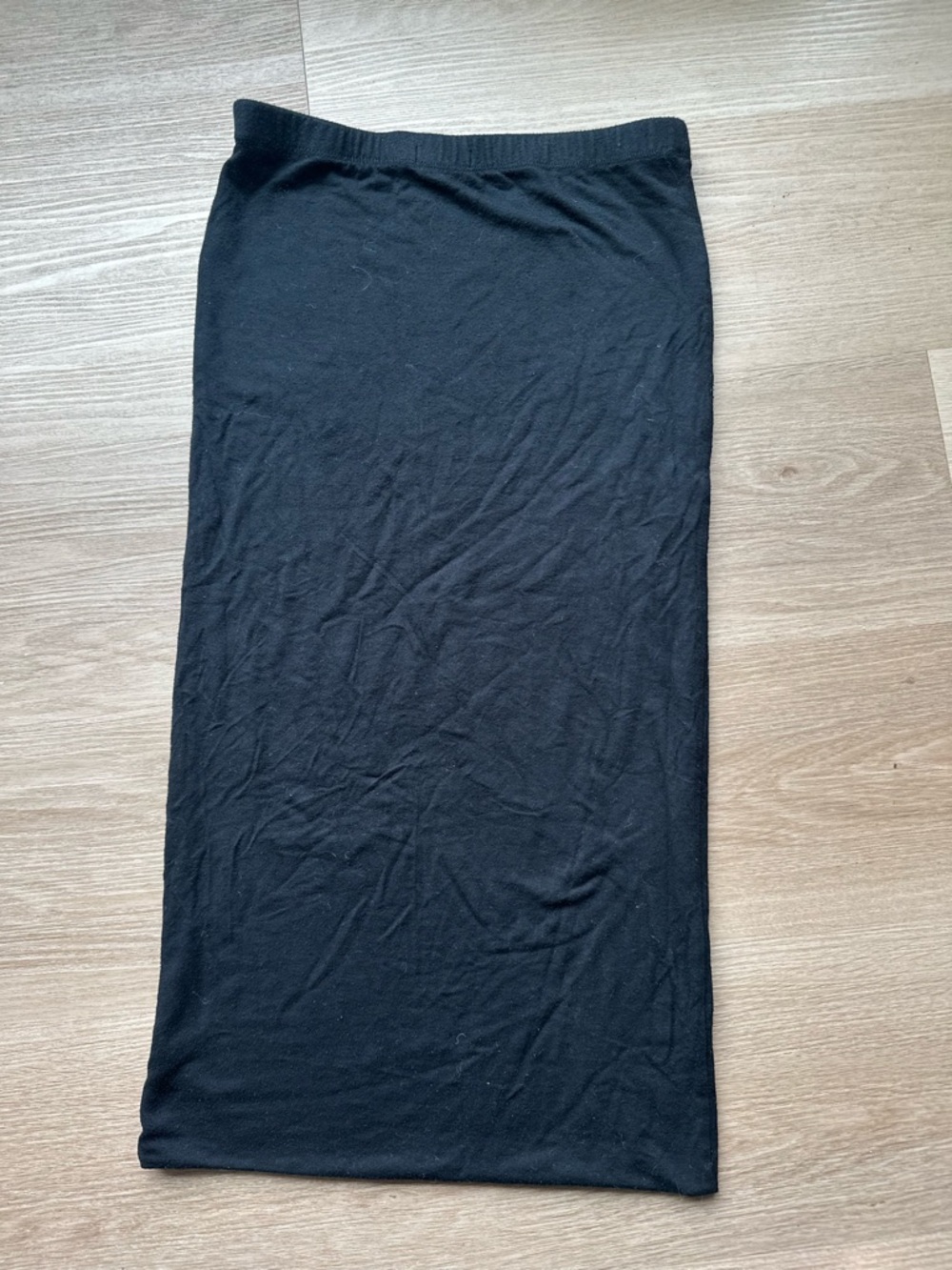 Leith Black Stretch Pencil Midi Skirt